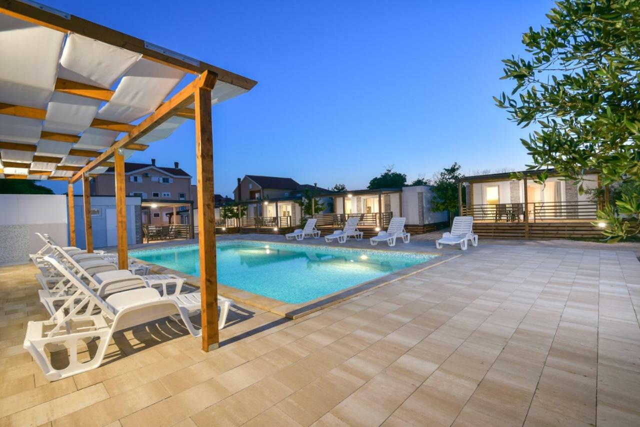 Bungalov Medanic - Private Pool Privlaka  Exteriér fotografie