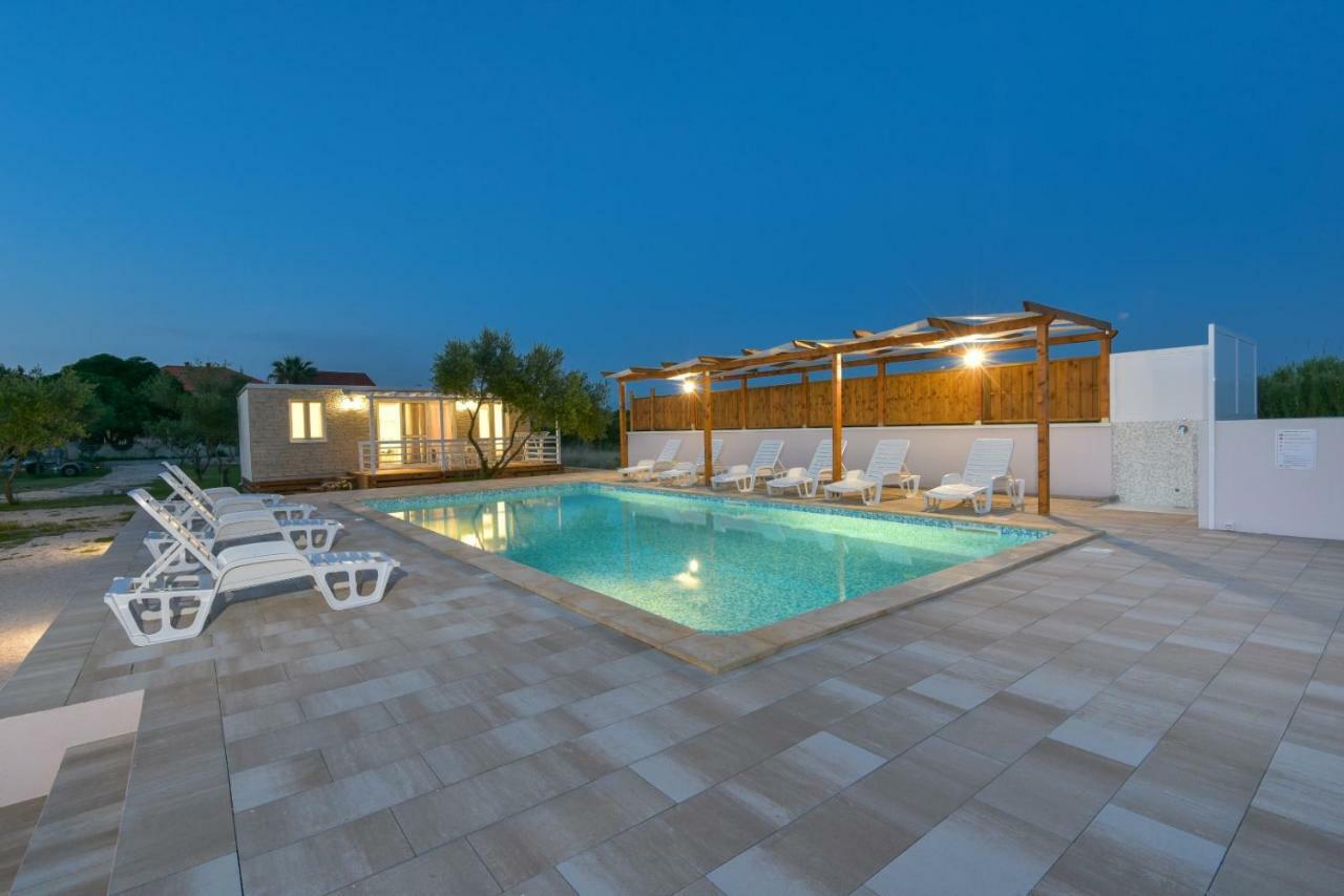 Bungalov Medanic - Private Pool Privlaka  Exteriér fotografie